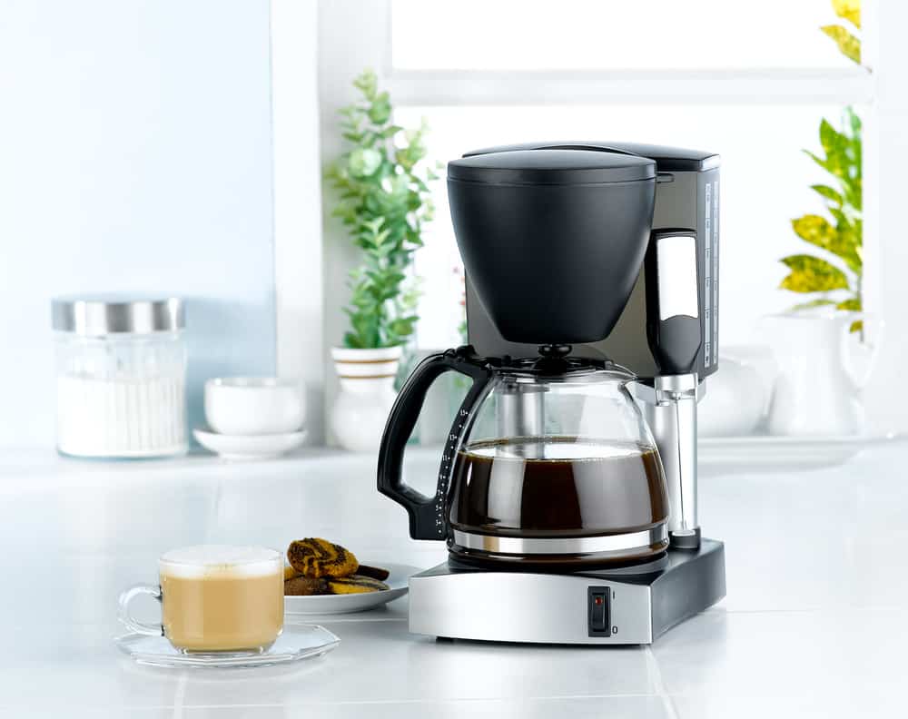 16 Types of Coffee Makers Explained (Illustrated Guide)